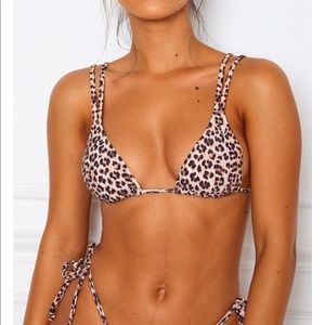 White fox boutique bikini top & bottoms